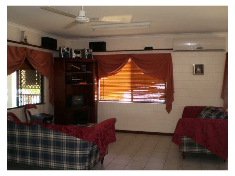 7 Bull Crescent, Bowen QLD 4805