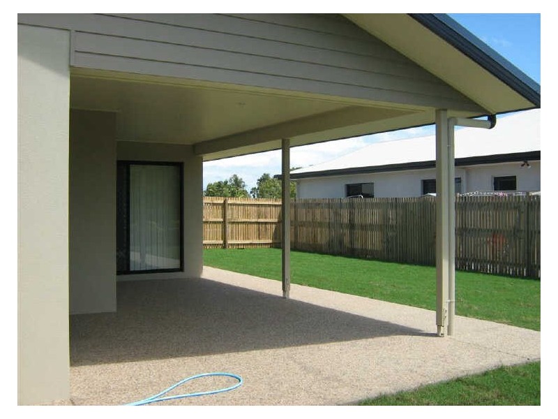 22 Lemon Grove, Bowen QLD 4805