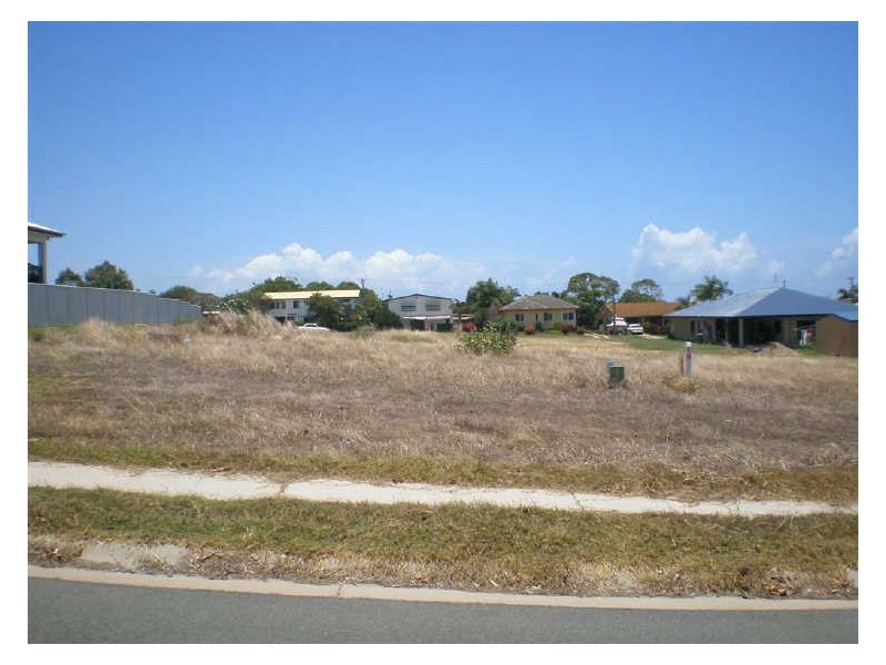 16 Reynolds Street, Bowen QLD 4805