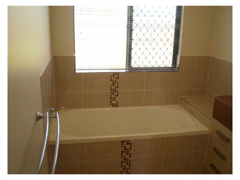 3/7 Catalina Court, Bowen QLD 4805
