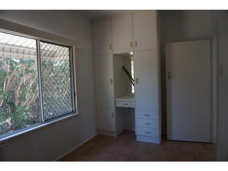 33 Sinclair Street, Bowen QLD 4805