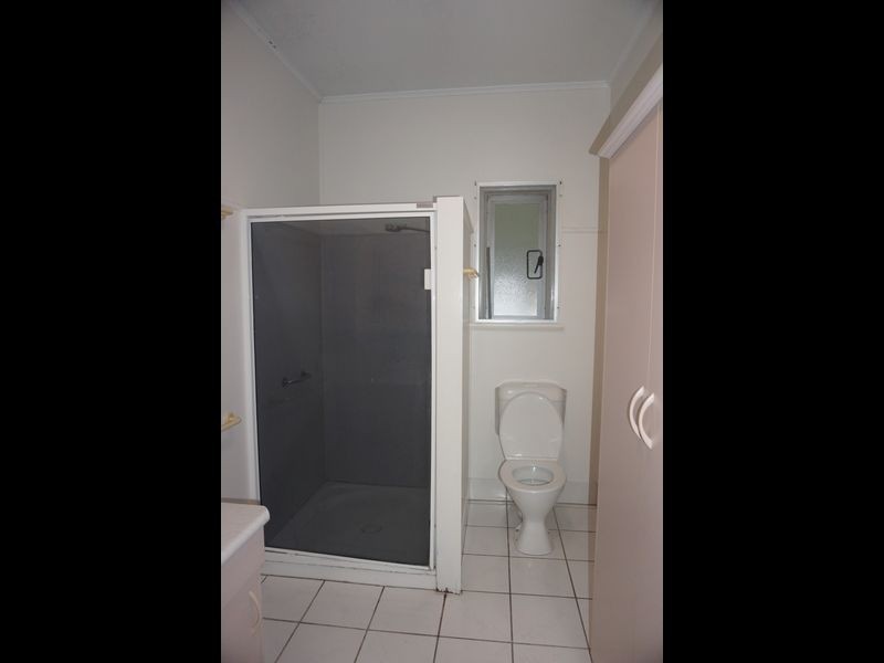 33 Sinclair Street, Bowen QLD 4805