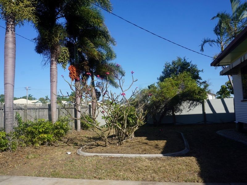 33 Sinclair Street, Bowen QLD 4805