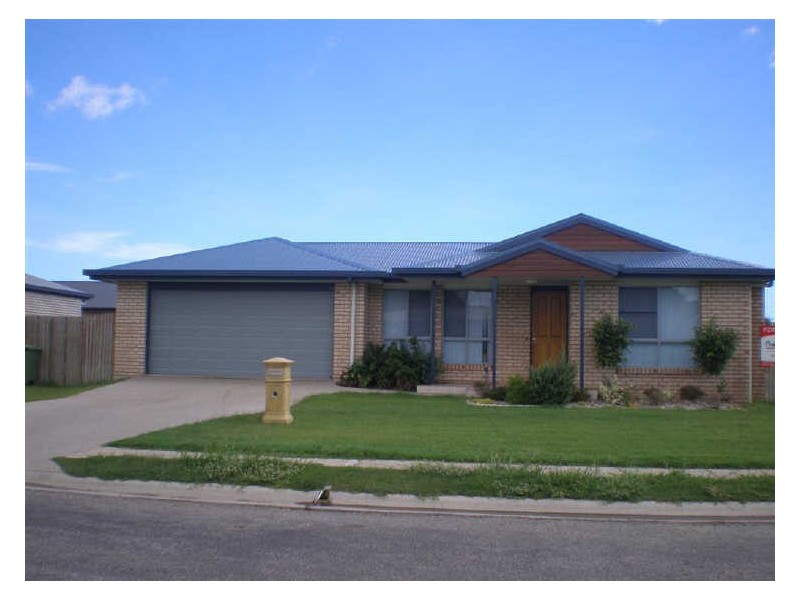 Villa 1/9 Lemon Grove, Bowen QLD 4805