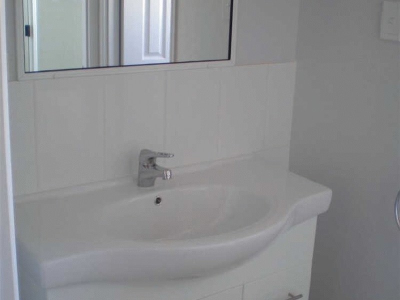 Villa 1/9 Lemon Grove, Bowen QLD 4805