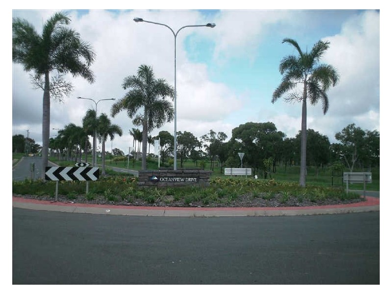 17 Seacove Crescent, Bowen QLD 4805