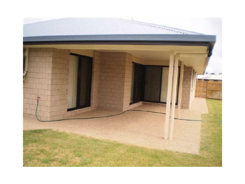 4 Lexington Court, Bowen QLD 4805