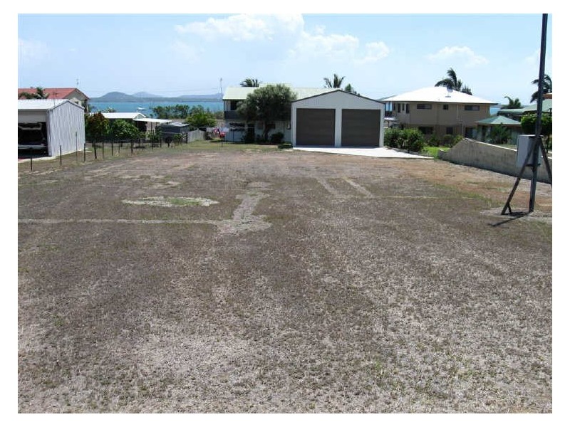 31 Elphinstone Street, Bowen QLD 4805