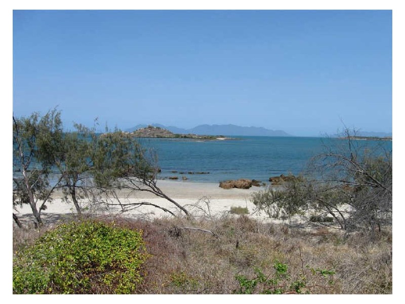 31 Elphinstone Street, Bowen QLD 4805