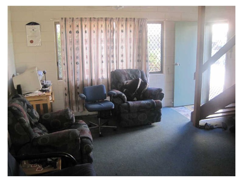 3/2A Powell Street, Bowen QLD 4805
