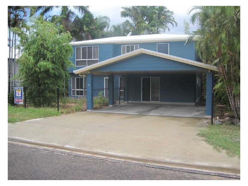 11 Russell Street, Bowen QLD 4805