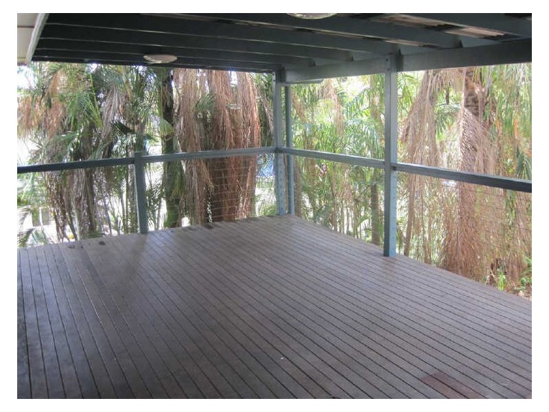 11 Russell Street, Bowen QLD 4805