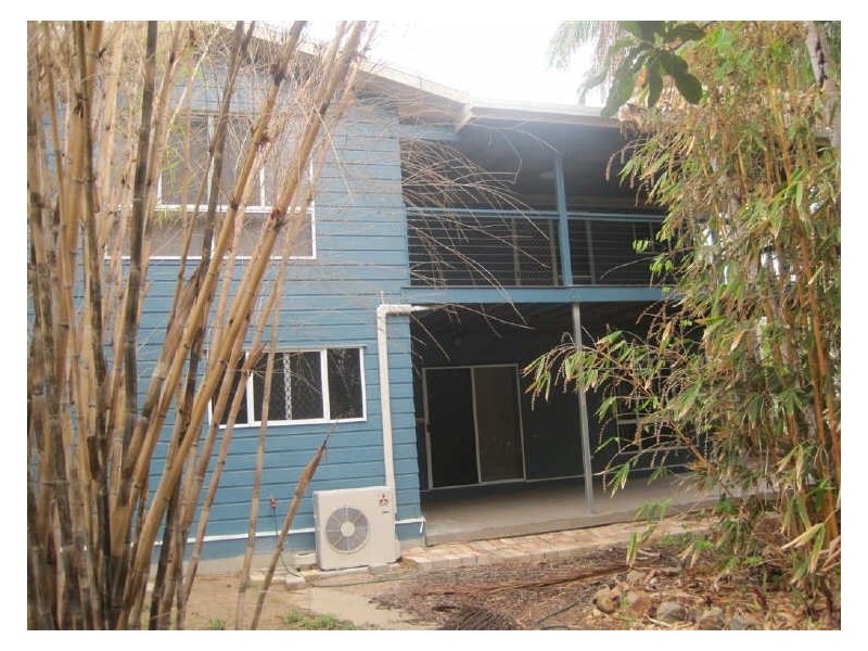 11 Russell Street, Bowen QLD 4805