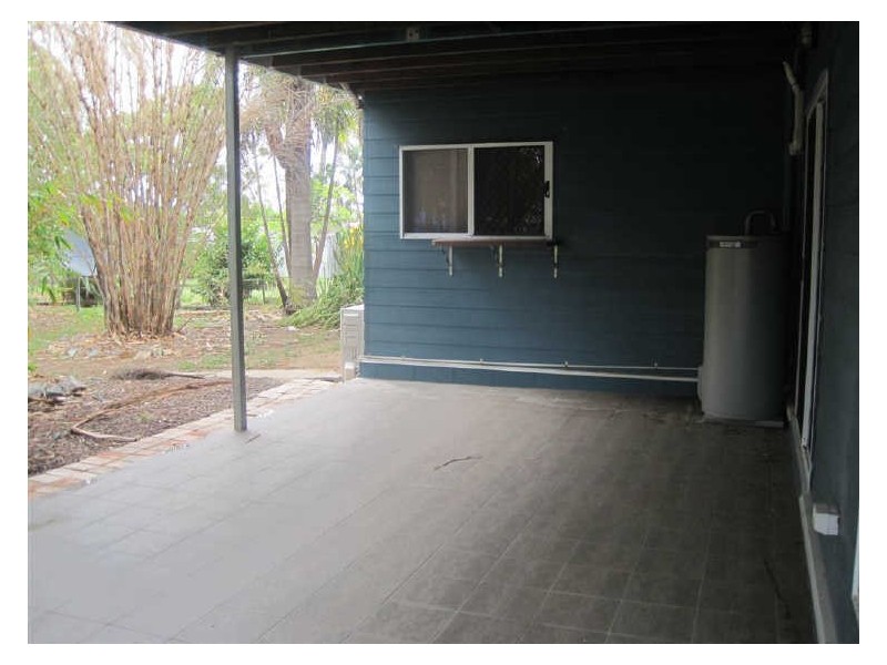 11 Russell Street, Bowen QLD 4805