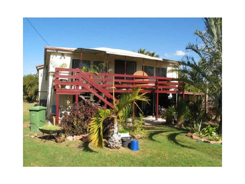 37 Reynolds Street, Bowen QLD 4805