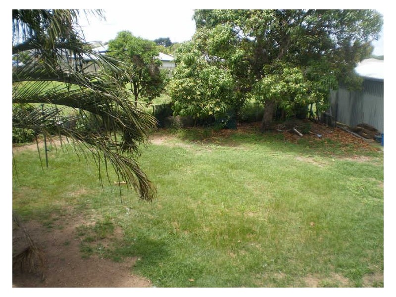 11 Mackenzie Street, Bowen QLD 4805