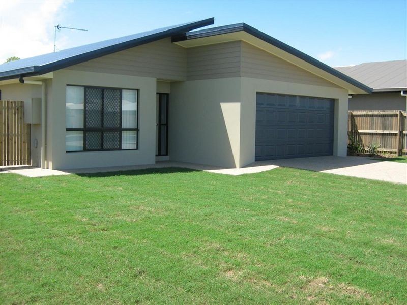 22 Lemon Grove, Bowen QLD 4805