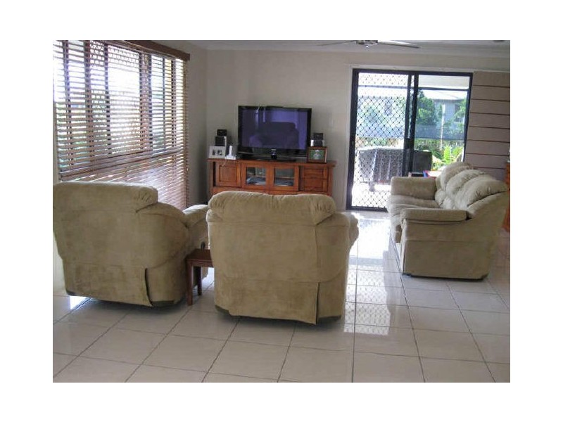 24 Matthews Street, Bowen QLD 4805