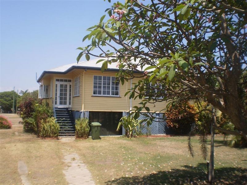 47 The Esplanade, Bowen QLD 4805