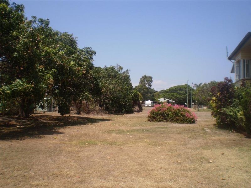 47 The Esplanade, Bowen QLD 4805