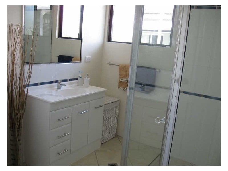 19 Hillview Place, Bowen QLD 4805