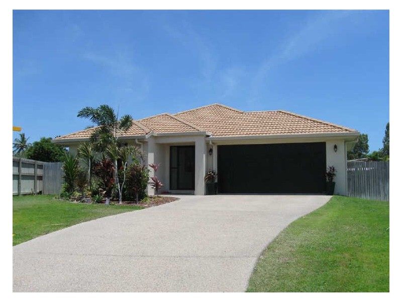 10 Summer Place, Bowen QLD 4805