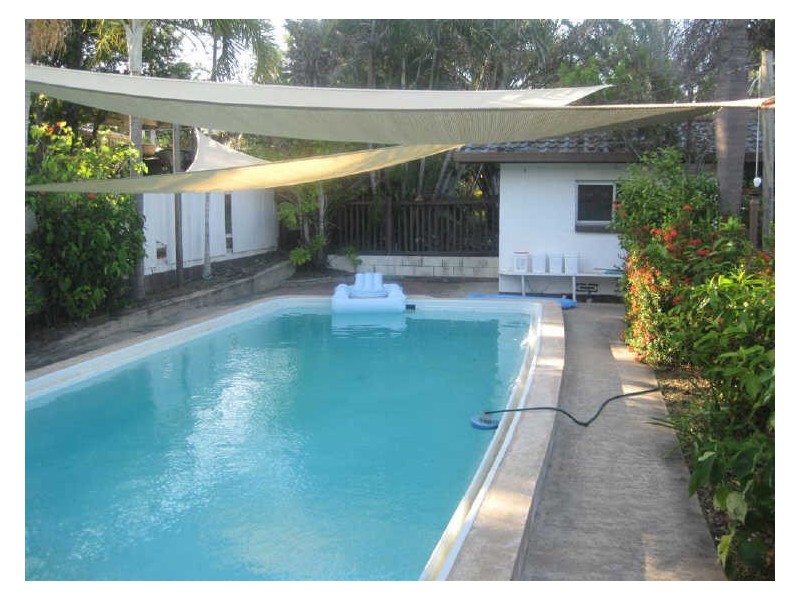 72A Poole Street, Bowen QLD 4805