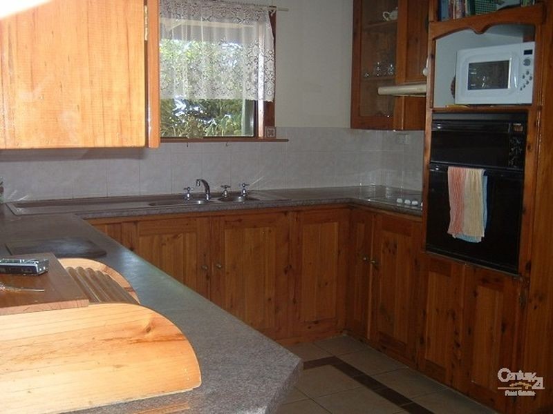 4 Wentworth Street, Bowen QLD 4805