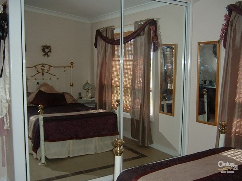 4 Wentworth Street, Bowen QLD 4805