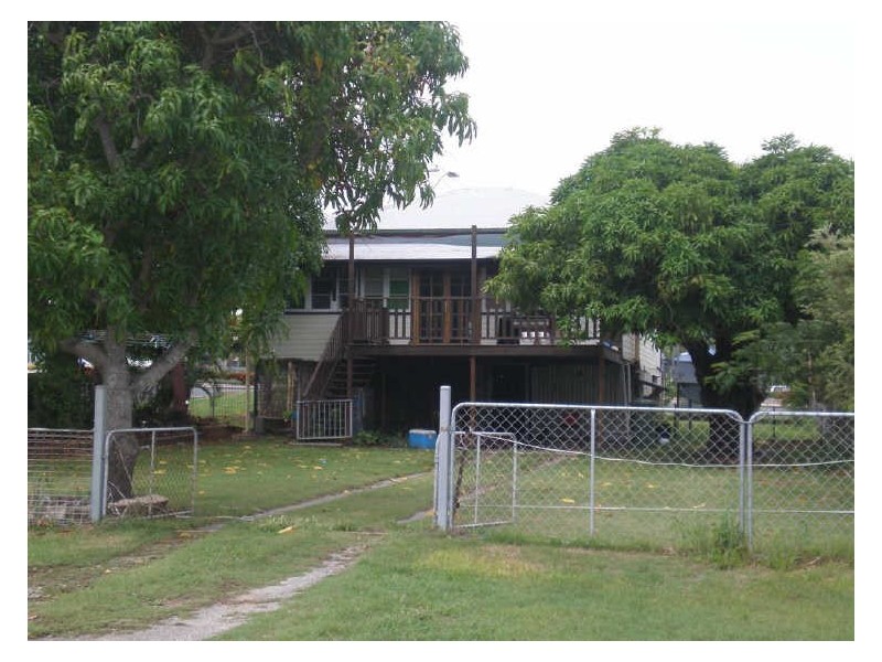 82 Herbert Street, Bowen QLD 4805