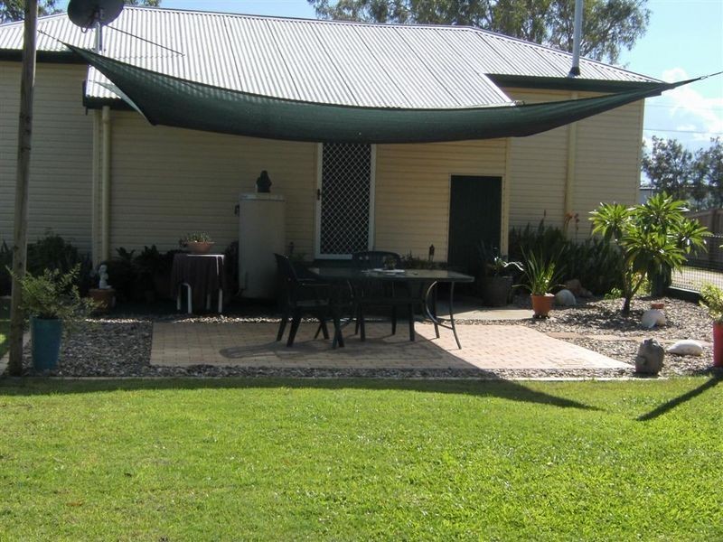 25 Leichhardt Street, Bowen QLD 4805