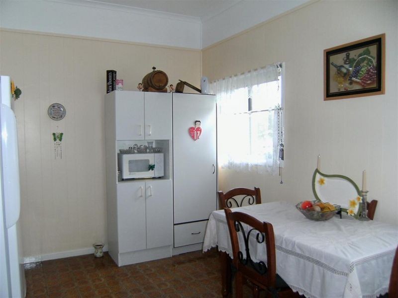 25 Leichhardt Street, Bowen QLD 4805