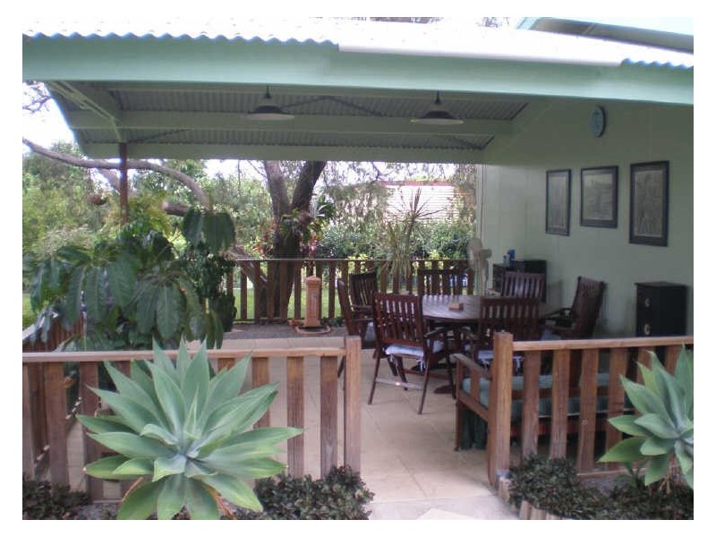 85 Kennedy Street, Bowen QLD 4805