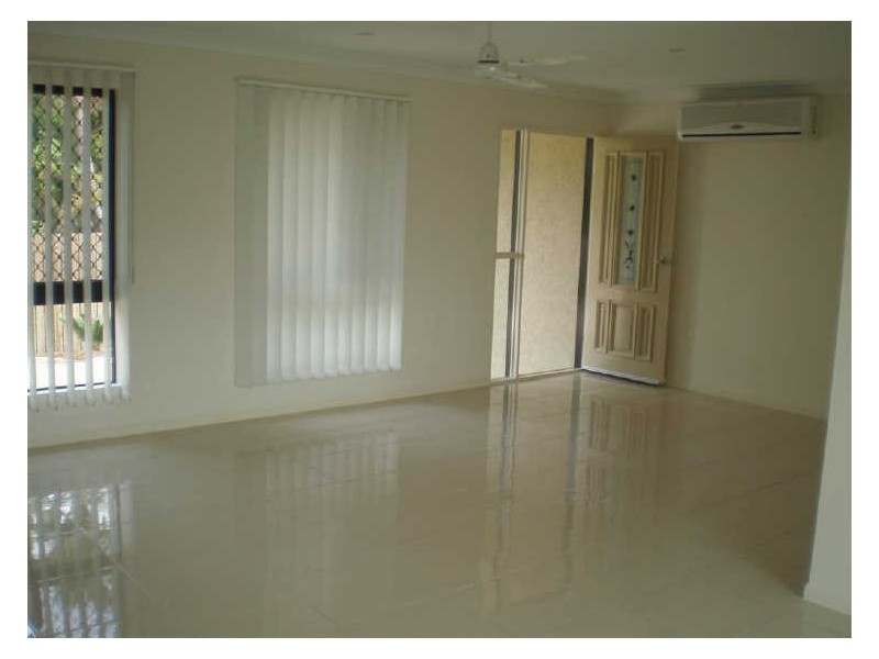 2/98a Williams Street, Bowen QLD 4805