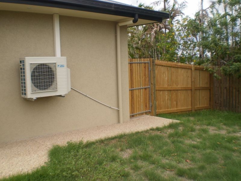 2/98a Williams Street, Bowen QLD 4805
