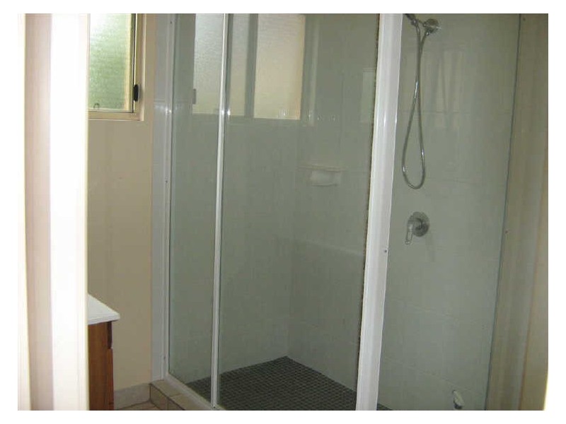 2/104 Dalrymple Street, Bowen QLD 4805