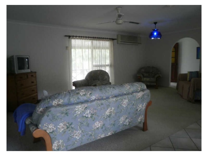 27 Gilbert Street, Bowen QLD 4805