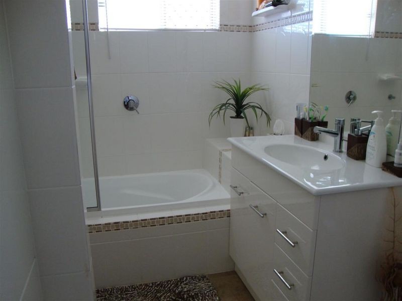 15 Pilcher Place, Bowen QLD 4805