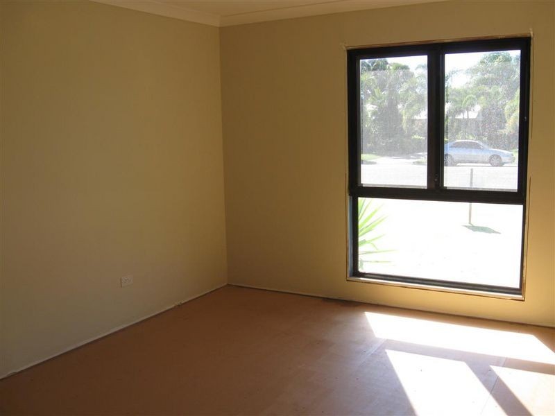 5 Peters Place, Bowen QLD 4805