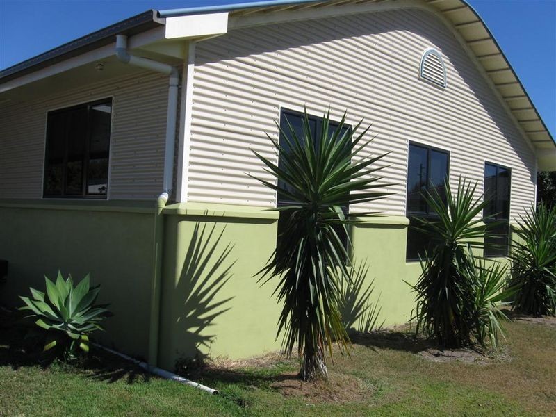 5 Peters Place, Bowen QLD 4805