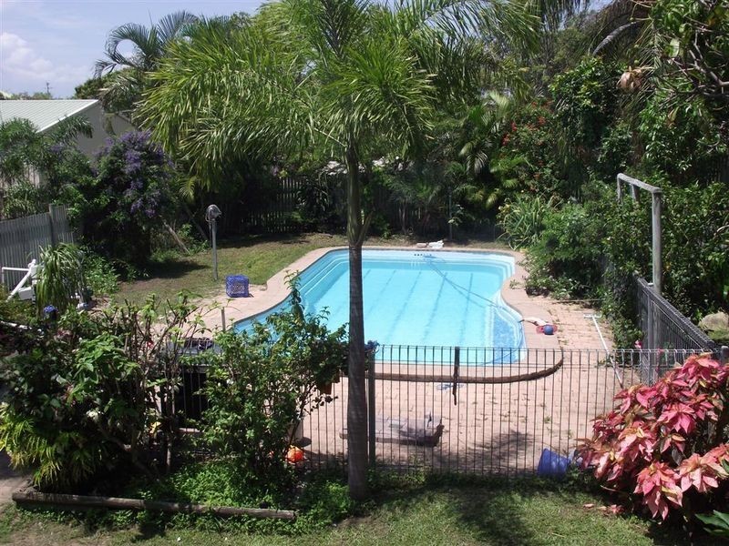 17 Poole Street, Bowen QLD 4805