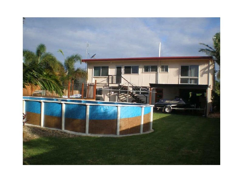 16 Daniel Street, Bowen QLD 4805