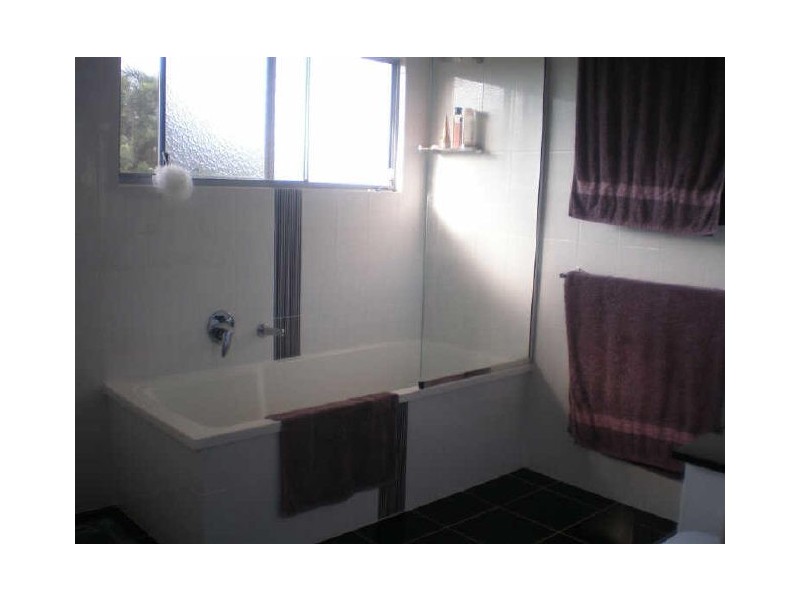 16 Daniel Street, Bowen QLD 4805