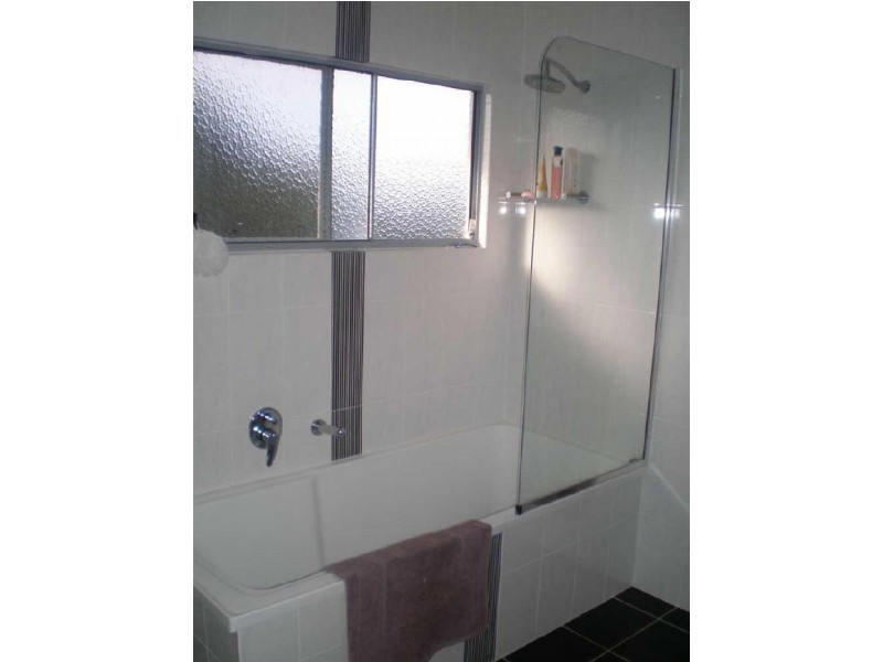16 Daniel Street, Bowen QLD 4805