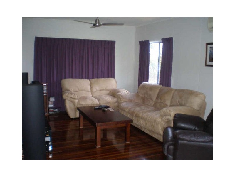 16 Daniel Street, Bowen QLD 4805