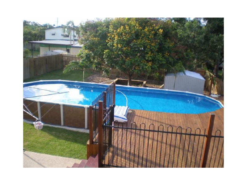 16 Daniel Street, Bowen QLD 4805