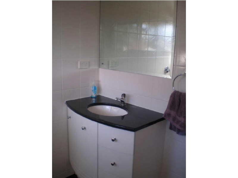 16 Daniel Street, Bowen QLD 4805