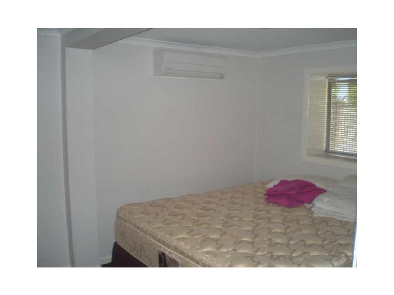16 Daniel Street, Bowen QLD 4805