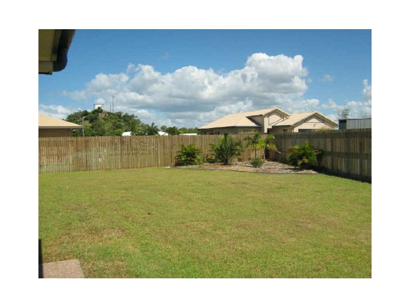 9 Lucinda Place, Bowen QLD 4805