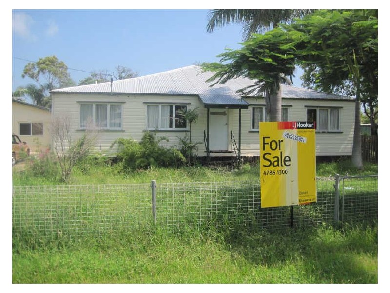 14 Livingstone Street, Bowen QLD 4805
